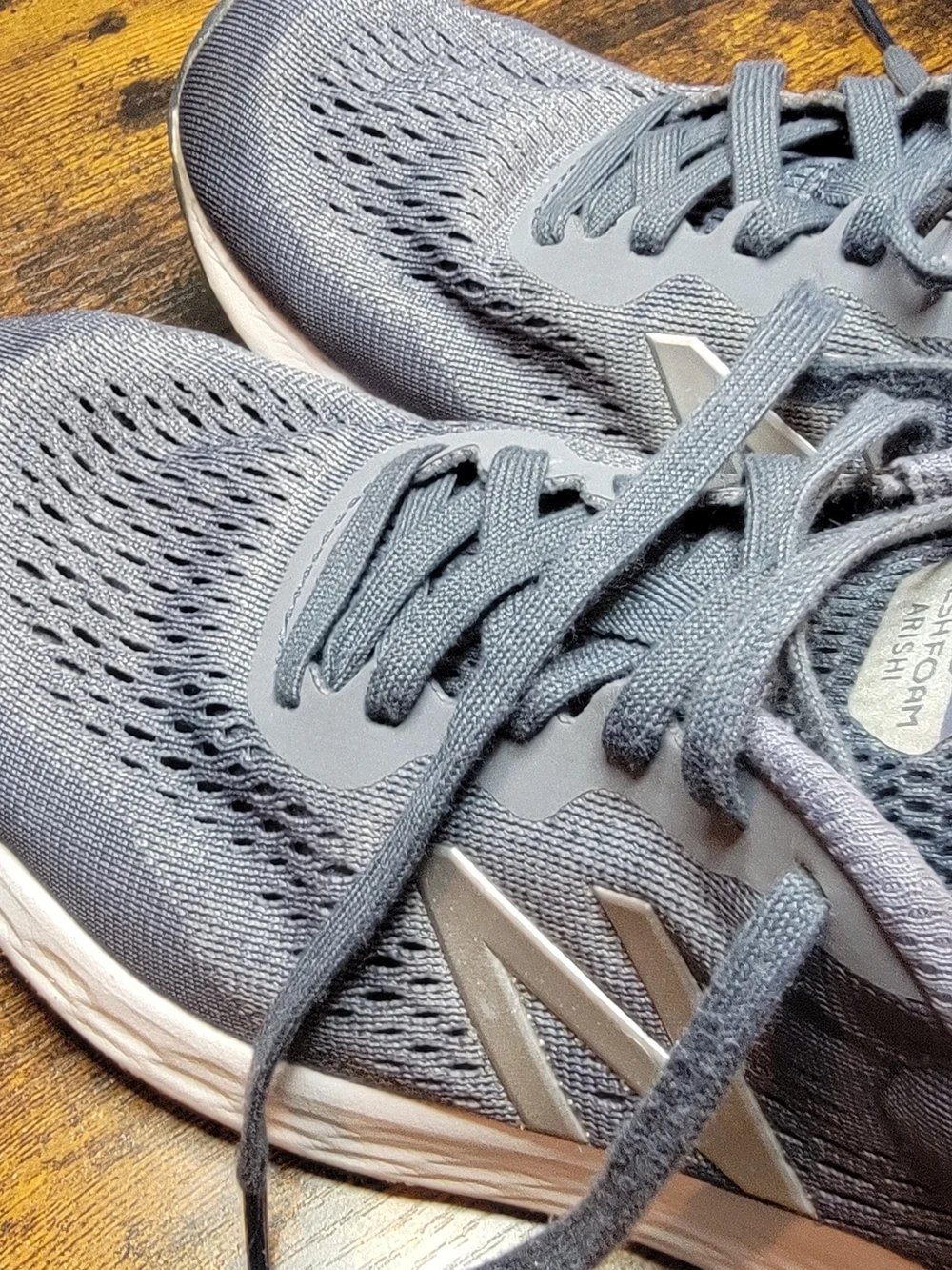 New Balance Arishi V3